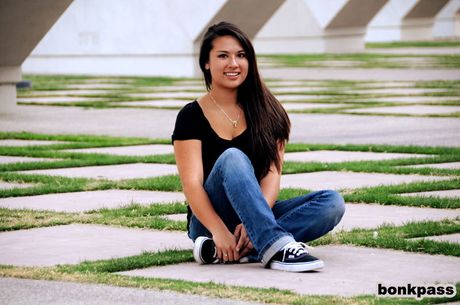 Slightly chubby pretty Hawaiian Asian babe