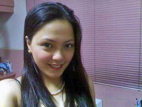 Innocent looking Asian girls but horny inside