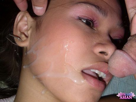 Asian teen with tiny tits and a hot butt gives a blowjob and gets fucked